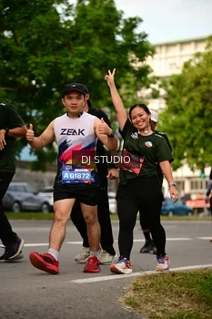Runner Photo 4147436