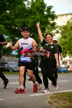Runner Photo 4147445