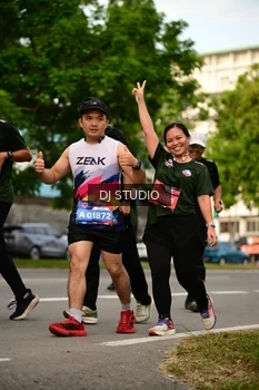 Runner Photo 4147474