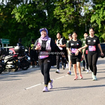 Runner Photo 4147512