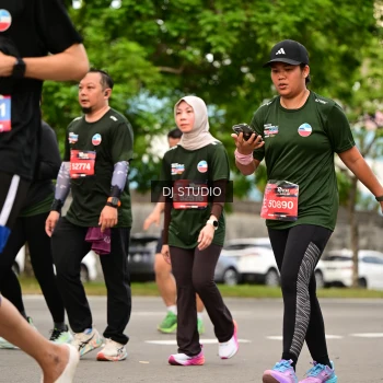 Runner Photo 4147524