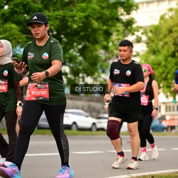 Runner Photo 4147534