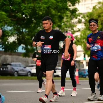 Runner Photo 4147547