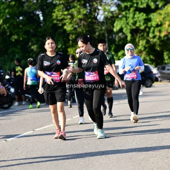 Runner Photo 4147552