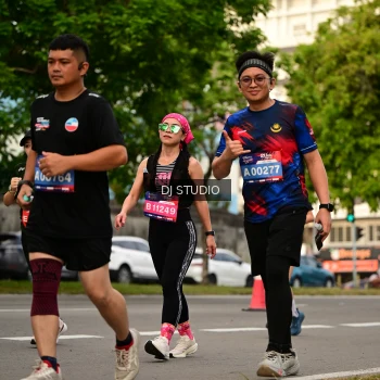 Runner Photo 4147561