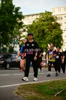 Runner Photo 4147600