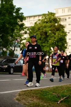 Runner Photo 4147606