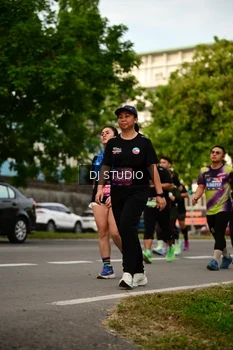Runner Photo 4147610