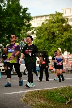 Runner Photo 4147638