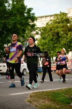 Runner Photo 4147643