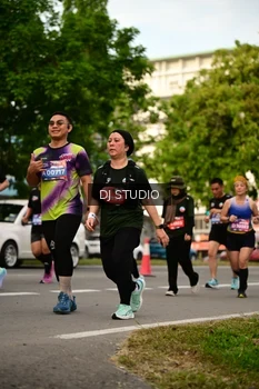 Runner Photo 4147648