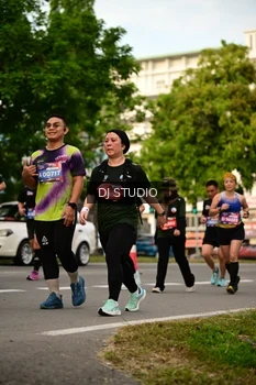 Runner Photo 4147649