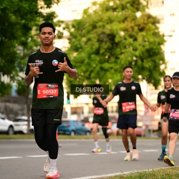 Runner Photo 4147650