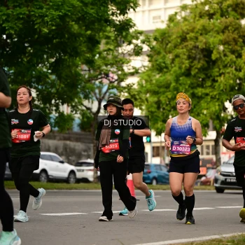 Runner Photo 4147657