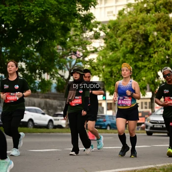Runner Photo 4147660