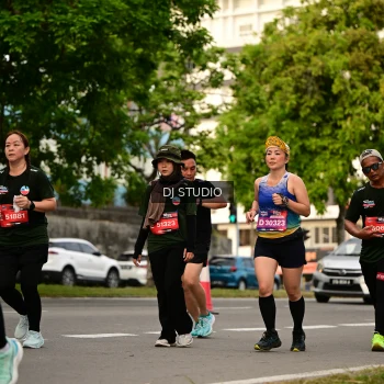 Runner Photo 4147665