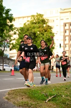 Runner Photo 4147667