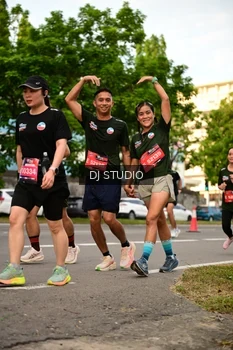 Runner Photo 4147668