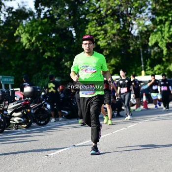 Runner Photo 4147676