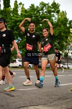 Runner Photo 4147684