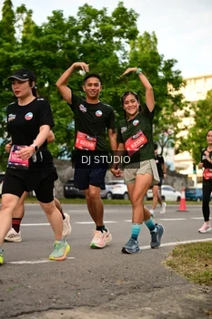 Runner Photo 4147689