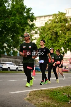Runner Photo 4147719