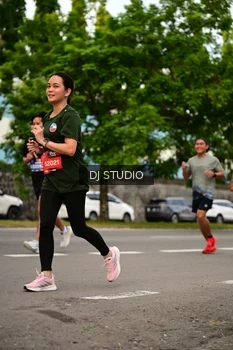 Runner Photo 4147721