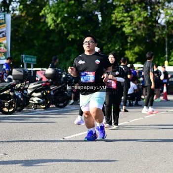 Runner Photo 4147724