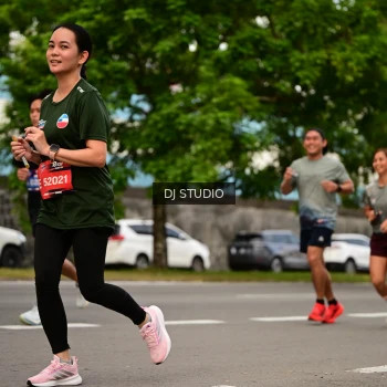 Runner Photo 4147725