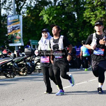 Runner Photo 4147749