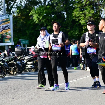 Runner Photo 4147752