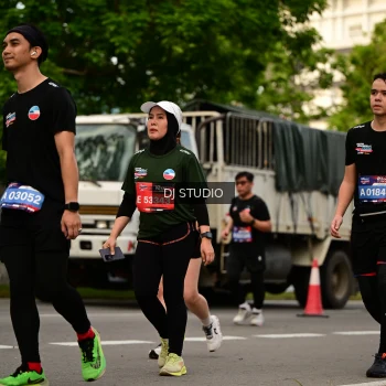 Runner Photo 4147763
