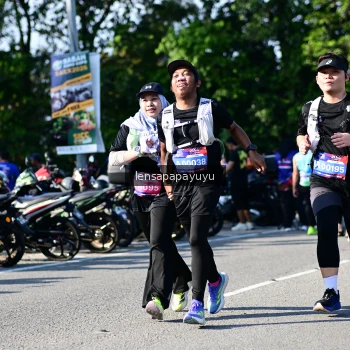 Runner Photo 4147768