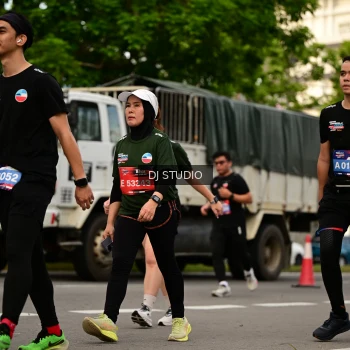 Runner Photo 4147778