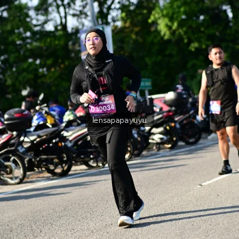Runner Photo 4147790