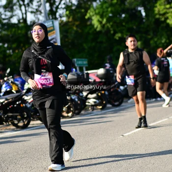 Runner Photo 4147791