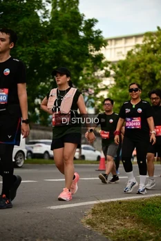 Runner Photo 4147794