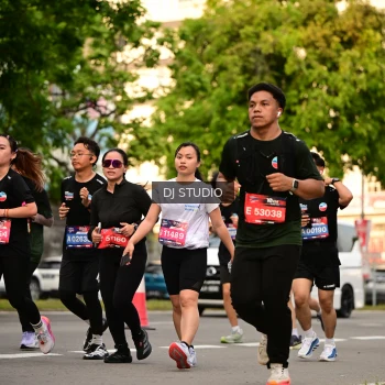 Runner Photo 4147799