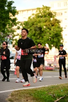 Runner Photo 4147809