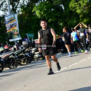 Runner Photo 4147817