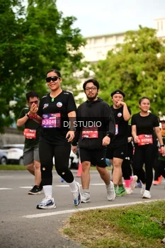 Runner Photo 4147824
