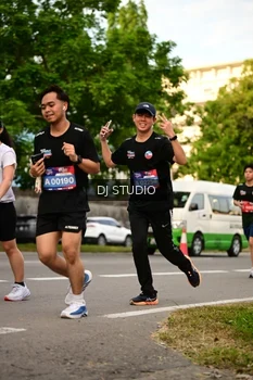 Runner Photo 4147857