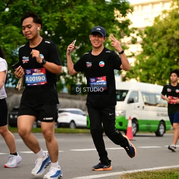 Runner Photo 4147861