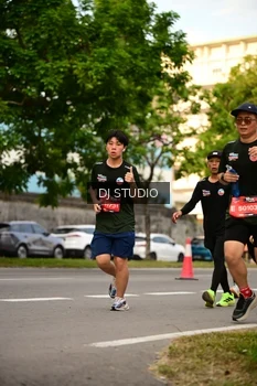 Runner Photo 4147867