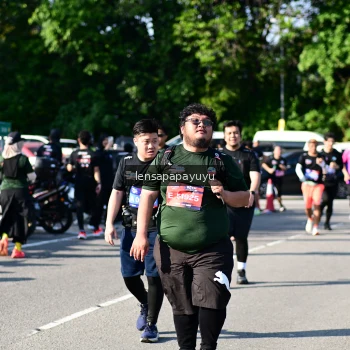 Runner Photo 4147873