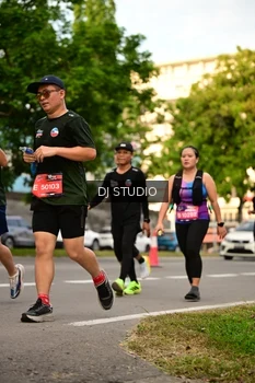 Runner Photo 4147881