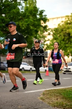 Runner Photo 4147883