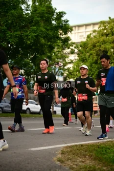 Runner Photo 4147890