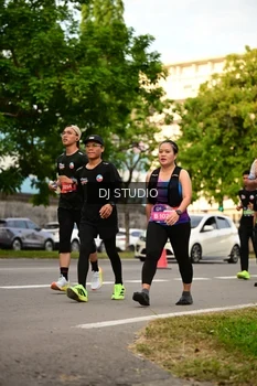 Runner Photo 4147893