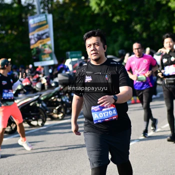 Runner Photo 4147896